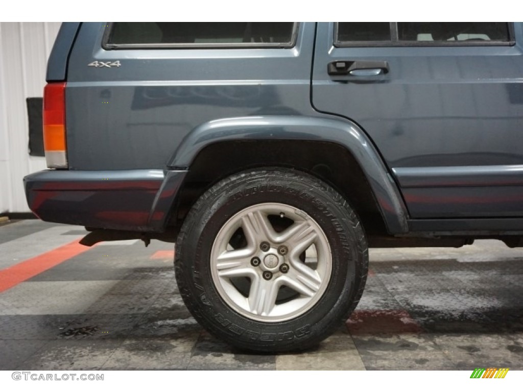 2001 Cherokee Classic 4x4 - Steel Blue Pearl / Agate photo #72