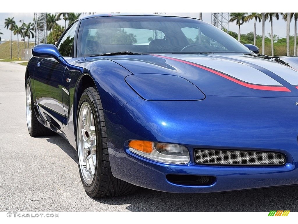 2004 Corvette Z06 - LeMans Blue Metallic / Black photo #15