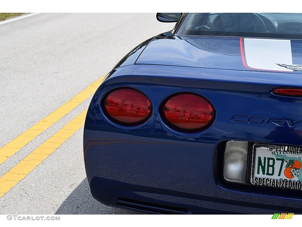 2004 Corvette Z06 - LeMans Blue Metallic / Black photo #20