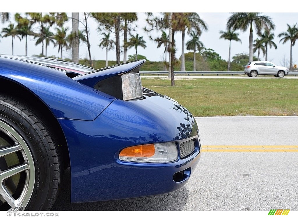 2004 Corvette Z06 - LeMans Blue Metallic / Black photo #33