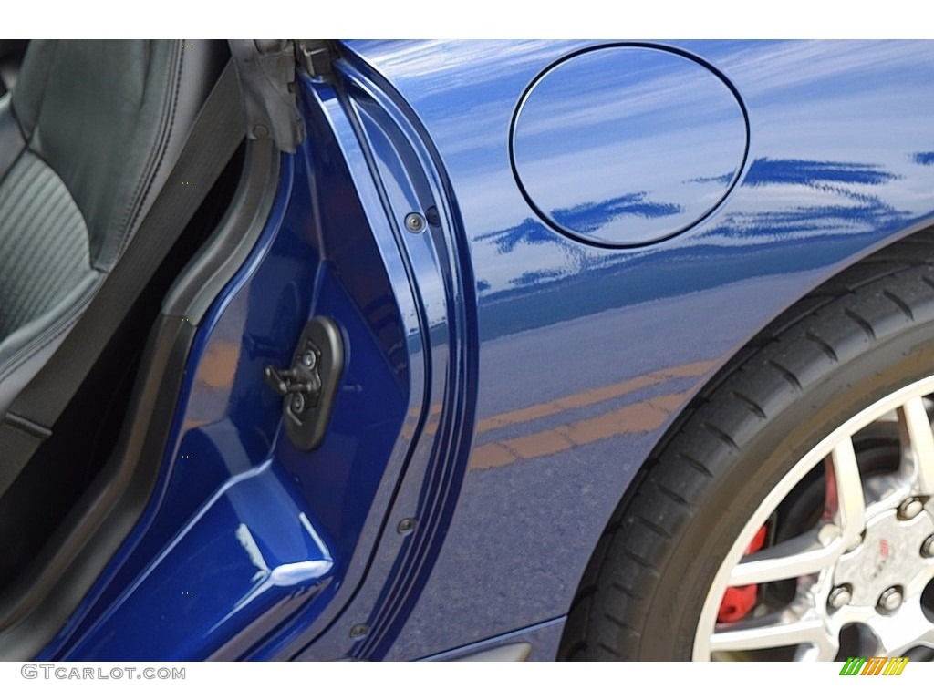 2004 Corvette Z06 - LeMans Blue Metallic / Black photo #52
