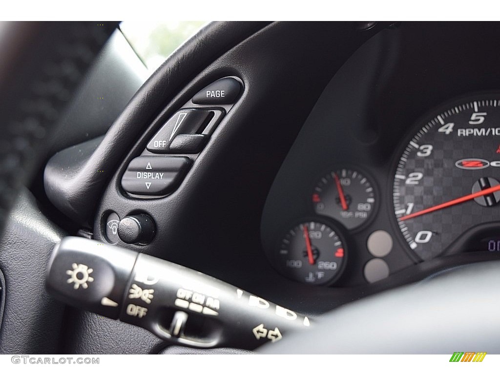2004 Chevrolet Corvette Z06 Controls Photos