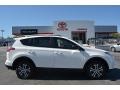 Super White - RAV4 LE Photo No. 2