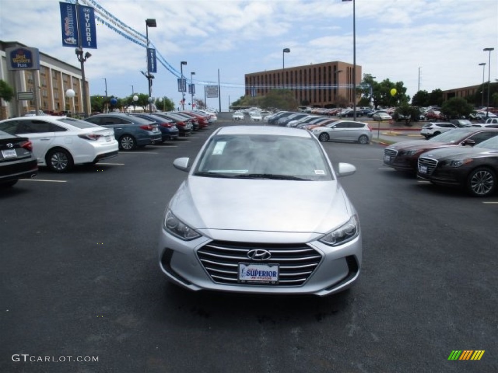 2017 Elantra SE - Silver / Gray photo #2
