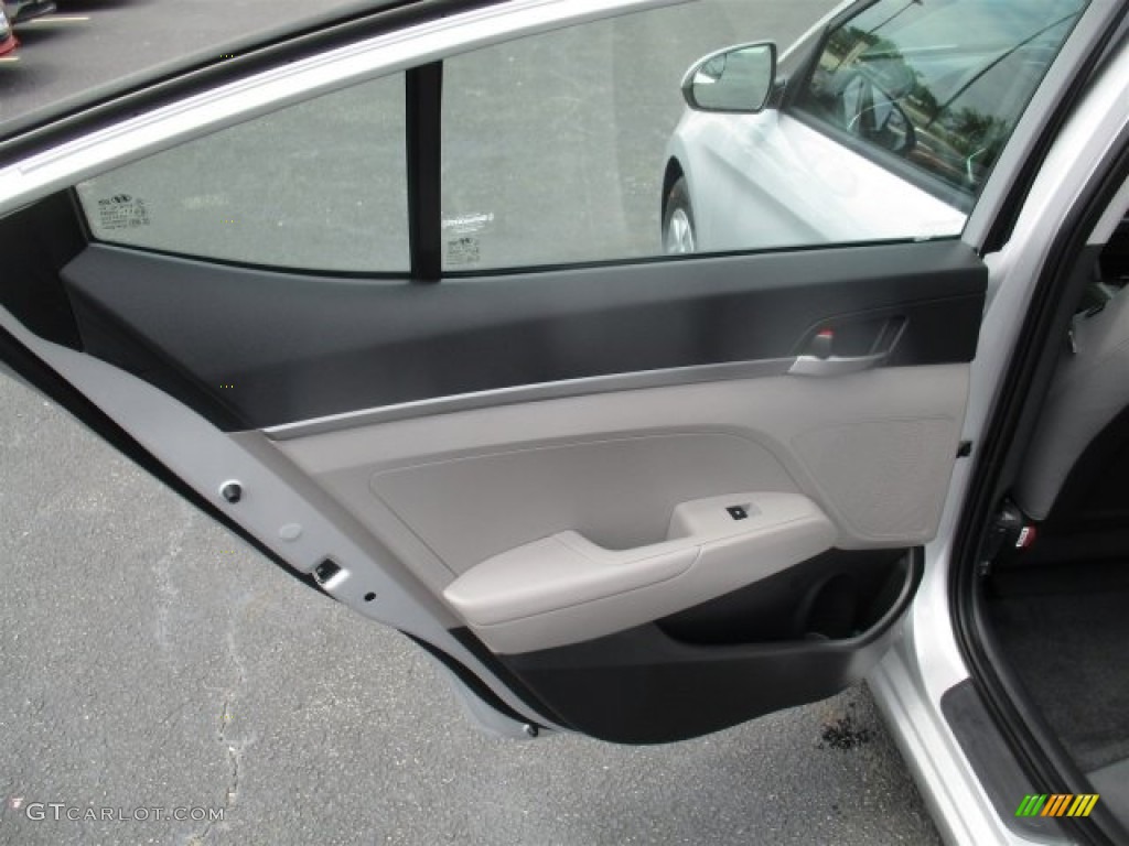 2017 Elantra SE - Silver / Gray photo #16