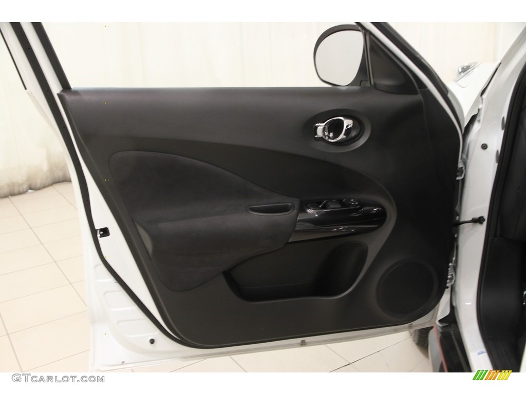 2014 Juke NISMO AWD - Pearl White / NISMO Cloth/Gray photo #4