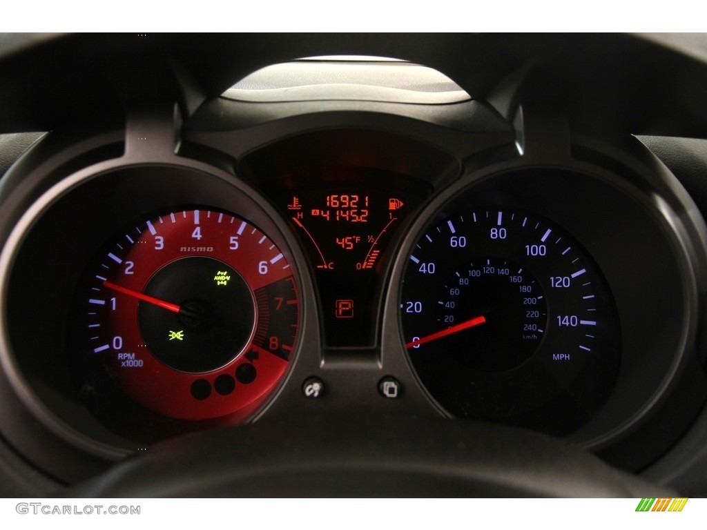2014 Juke NISMO AWD - Pearl White / NISMO Cloth/Gray photo #7