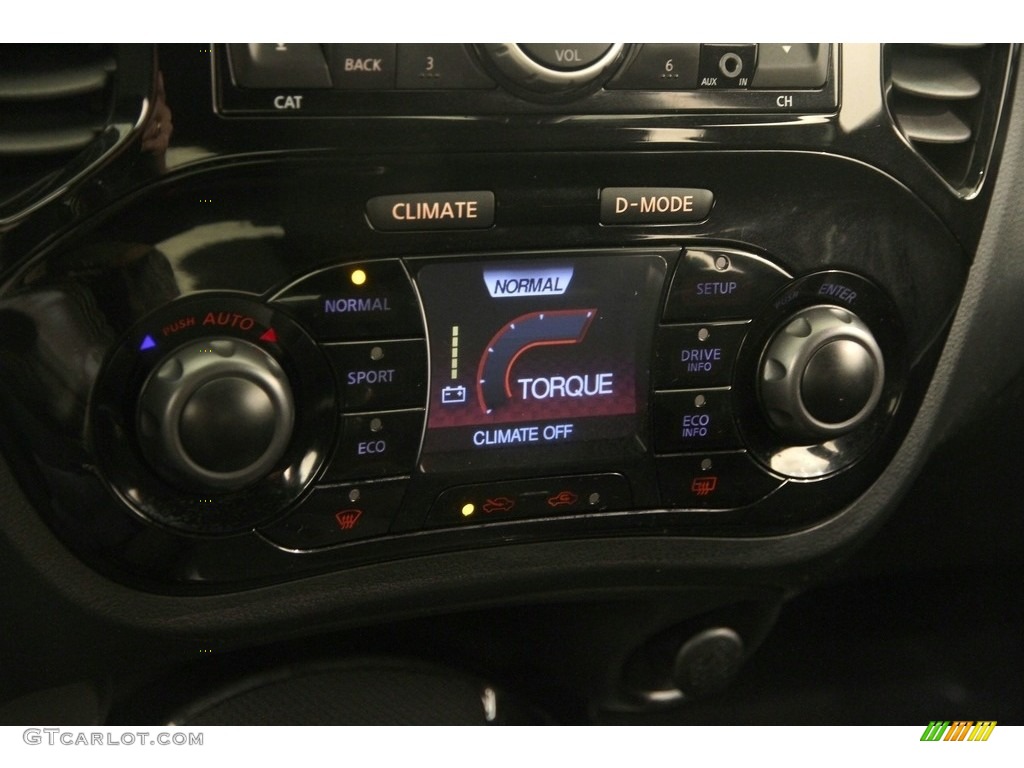 2014 Juke NISMO AWD - Pearl White / NISMO Cloth/Gray photo #9