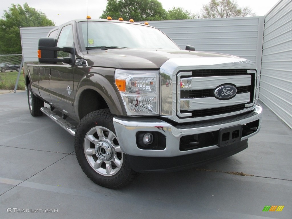 2016 F250 Super Duty Lariat Crew Cab 4x4 - Caribou Metallic / Adobe photo #2