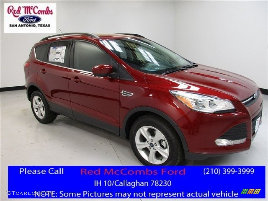 2016 Escape SE - Ruby Red Metallic / Charcoal Black photo #1