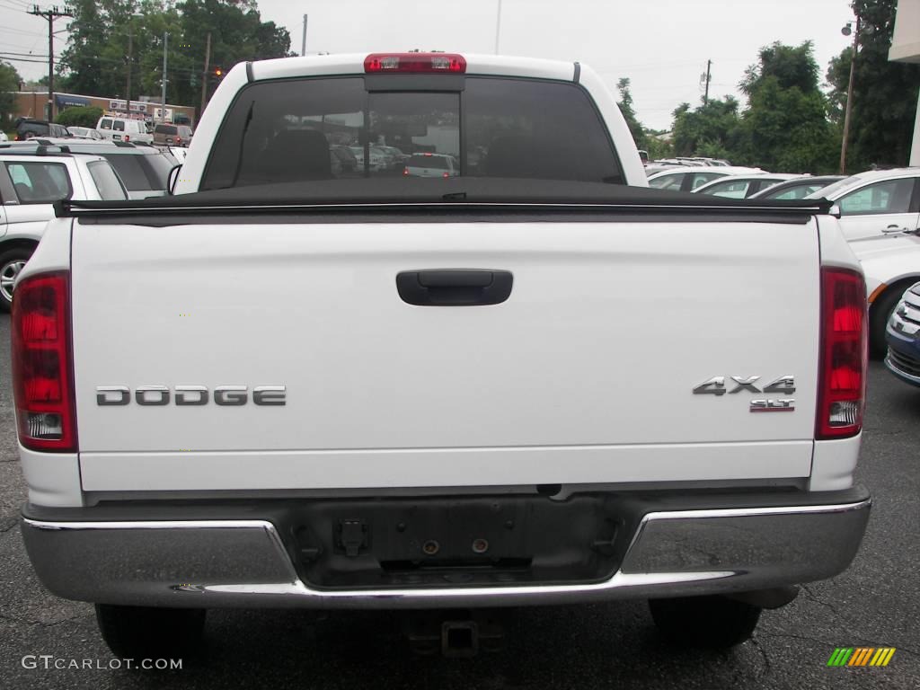 2004 Ram 1500 SLT Quad Cab 4x4 - Bright White / Dark Slate Gray photo #22
