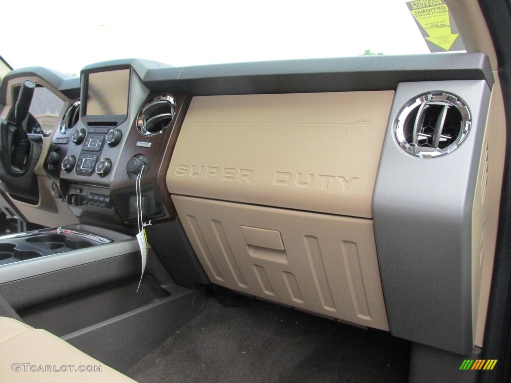 2016 F250 Super Duty Lariat Crew Cab 4x4 - Caribou Metallic / Adobe photo #18