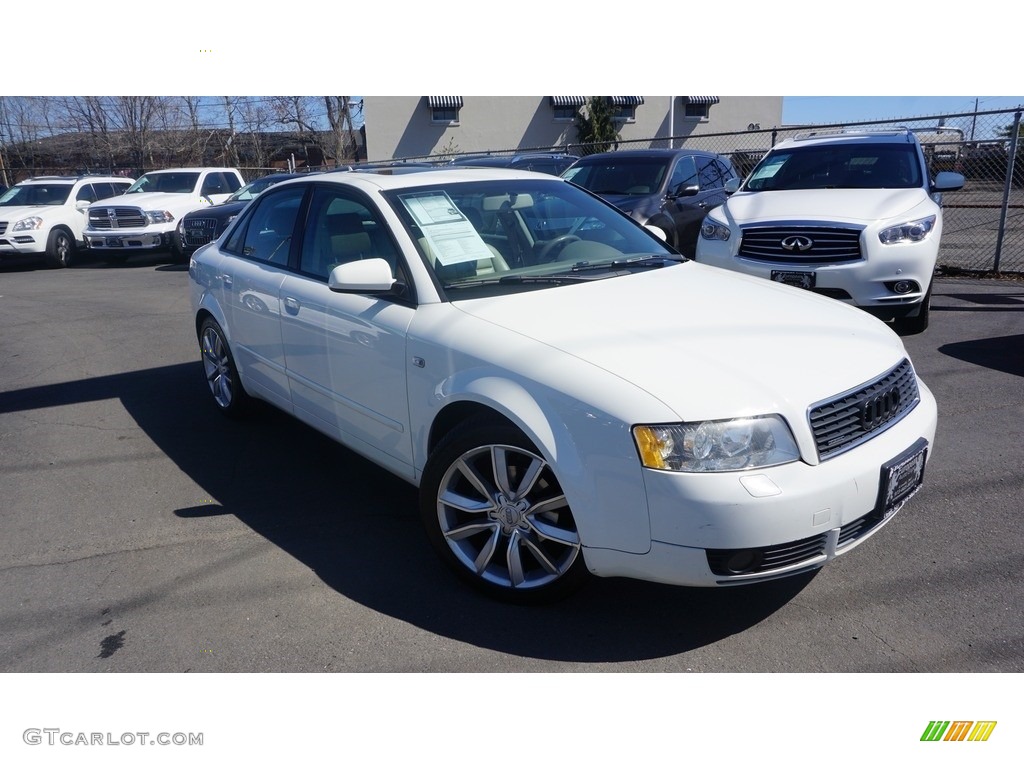 2005 A4 1.8T quattro Sedan - Arctic White / Beige photo #2