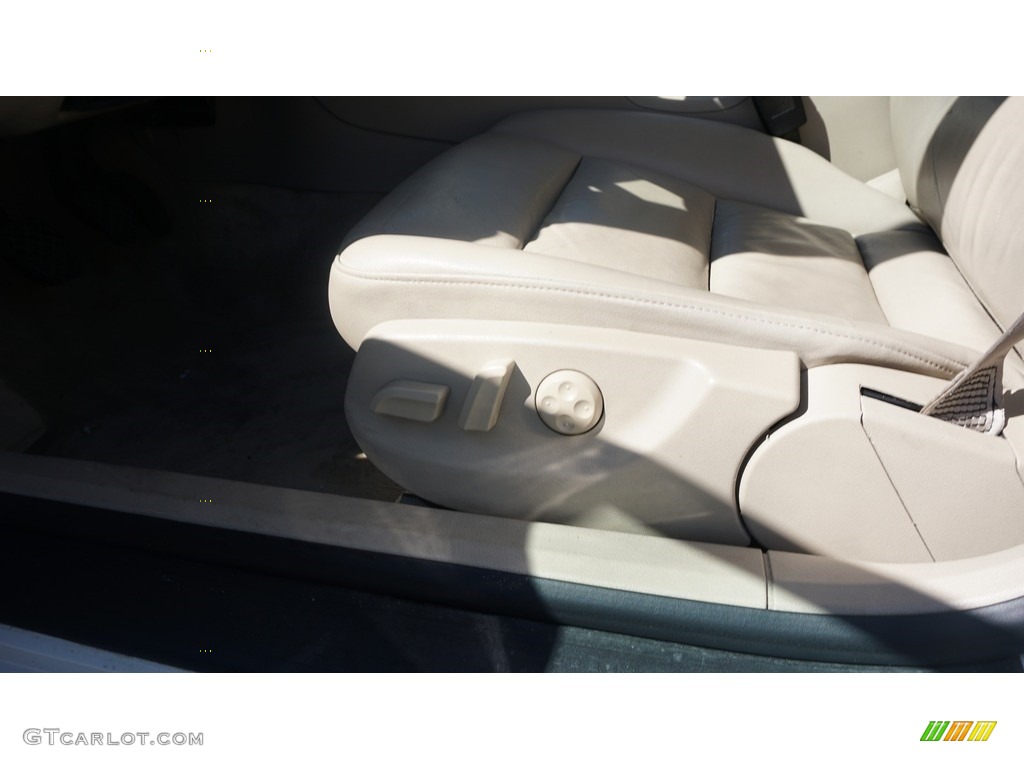 2005 A4 1.8T quattro Sedan - Arctic White / Beige photo #14