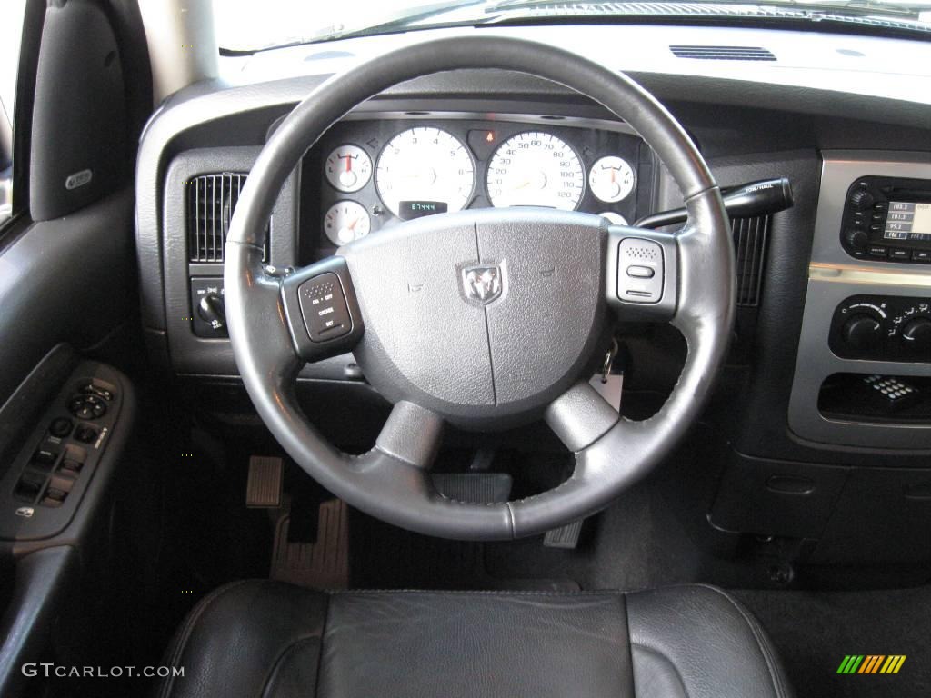 2005 Ram 1500 Laramie Quad Cab - Black / Dark Slate Gray photo #17