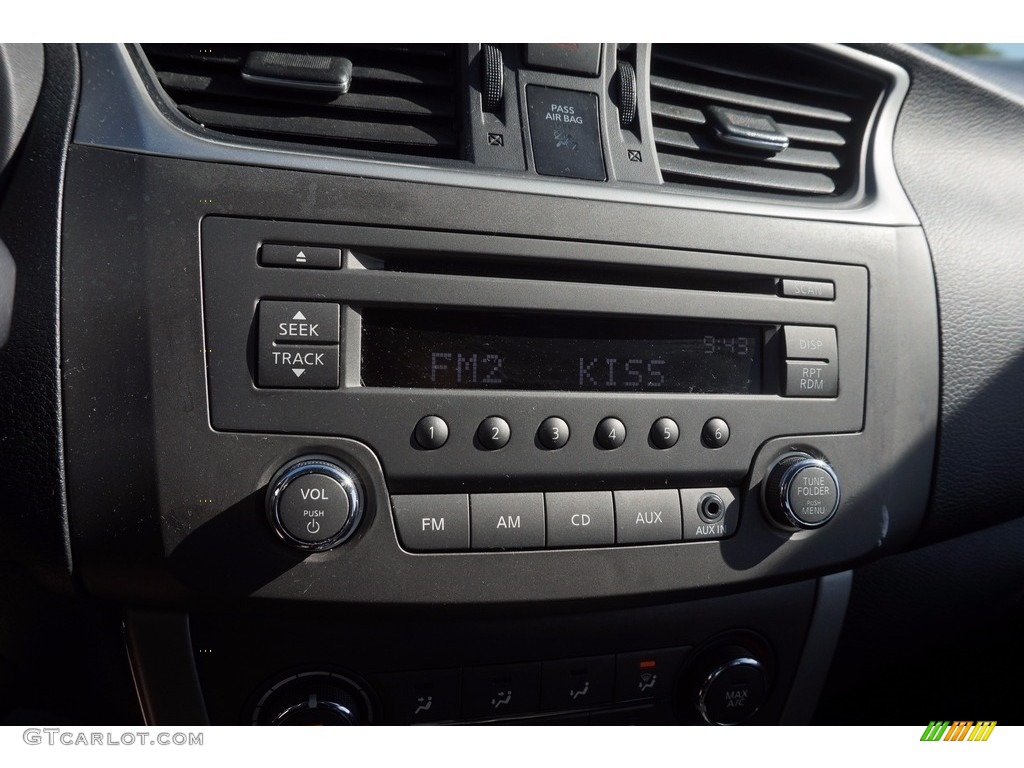 2014 Sentra SV - Aspen White / Charcoal photo #20