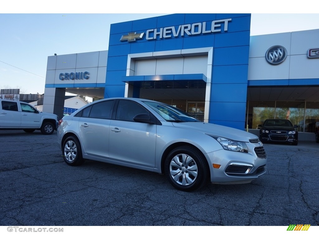 2015 Cruze L - Silver Ice Metallic / Jet Black/Medium Titanium photo #1