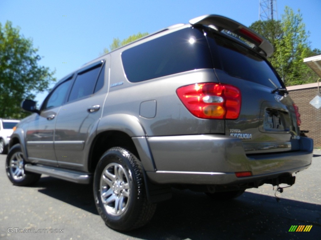 2004 Sequoia Limited 4x4 - Phantom Gray Pearl / Oak photo #8