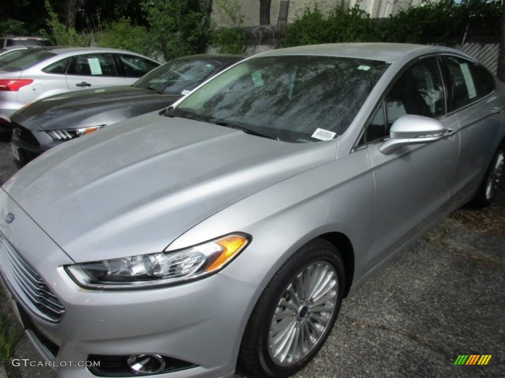 2016 Fusion Titanium - Ingot Silver Metallic / Charcoal Black photo #2