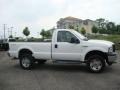 2006 Oxford White Ford F350 Super Duty XL Regular Cab 4x4  photo #2