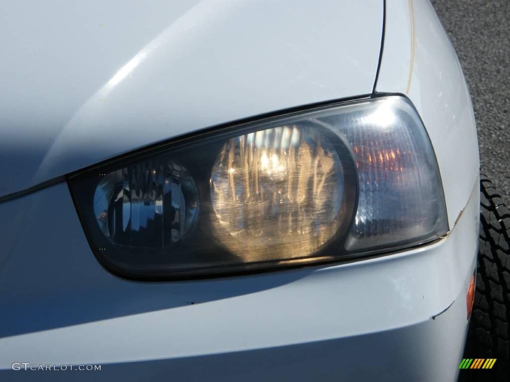 2002 Elantra GLS Sedan - Nordic White / Beige photo #9