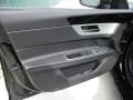 Ultimate Black - XF 35t AWD Photo No. 11