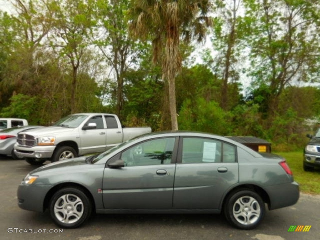 2005 ION 2 Sedan - Storm Gray / Gray photo #2
