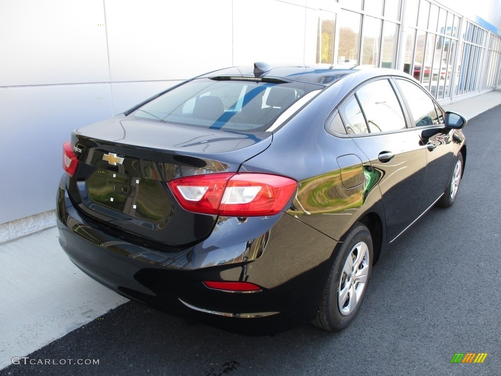 2016 Cruze LS Sedan - Mosaic Black Metallic / Jet Black photo #4