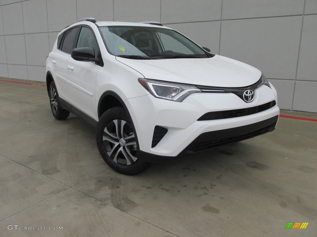 2016 RAV4 LE - Super White / Black photo #2