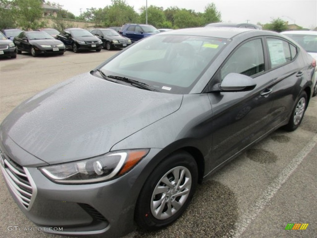 2017 Elantra SE - Gray / Gray photo #2