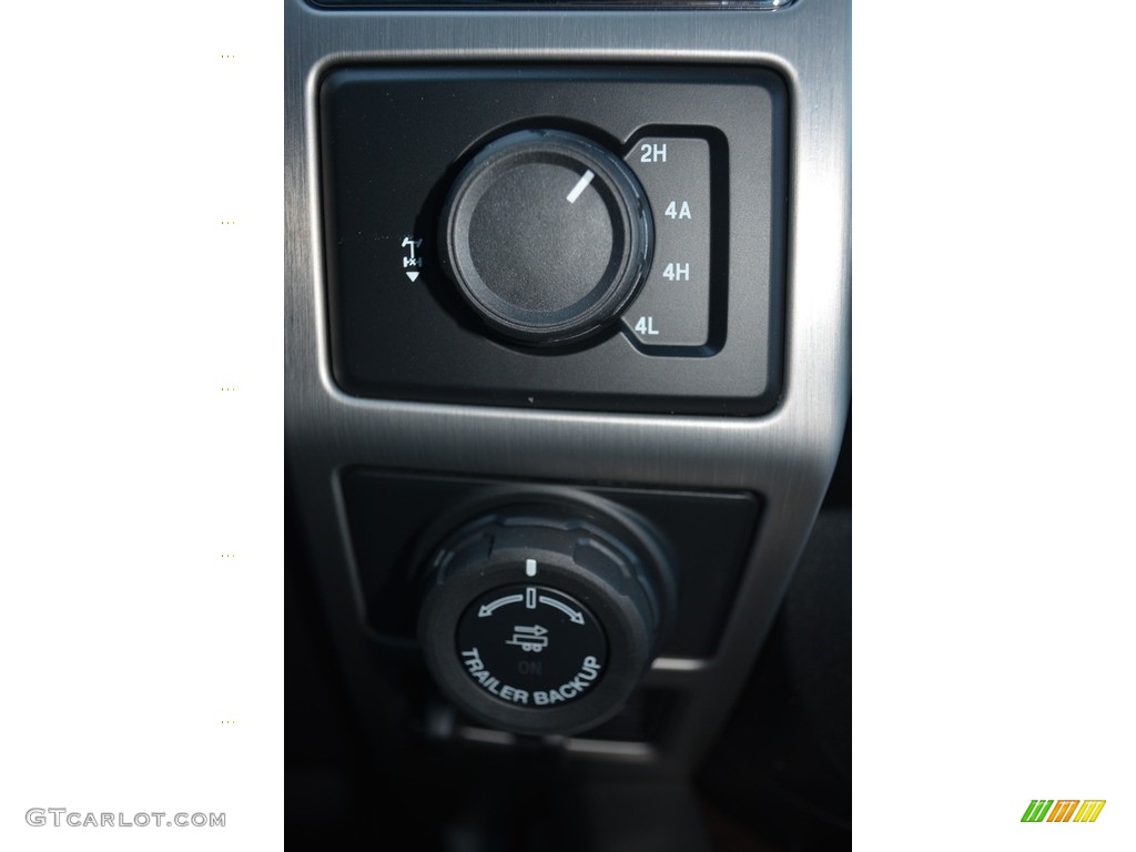 2016 F150 Platinum SuperCrew 4x4 - White Platinum / Black photo #22
