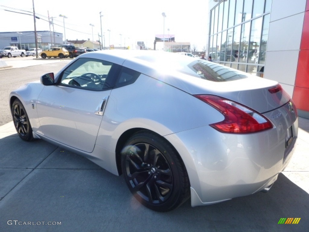 2016 370Z Coupe - Brilliant Silver / Black photo #9