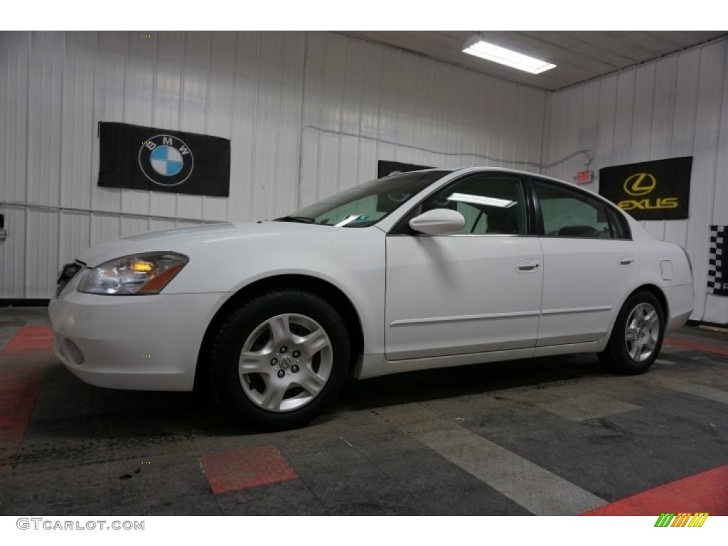 2002 Altima 2.5 S - Satin White / Frost Gray photo #2