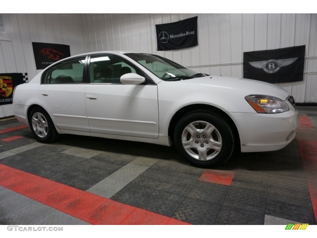 2002 Altima 2.5 S - Satin White / Frost Gray photo #6