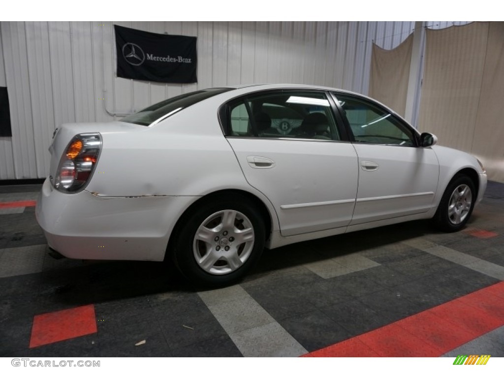 2002 Altima 2.5 S - Satin White / Frost Gray photo #7