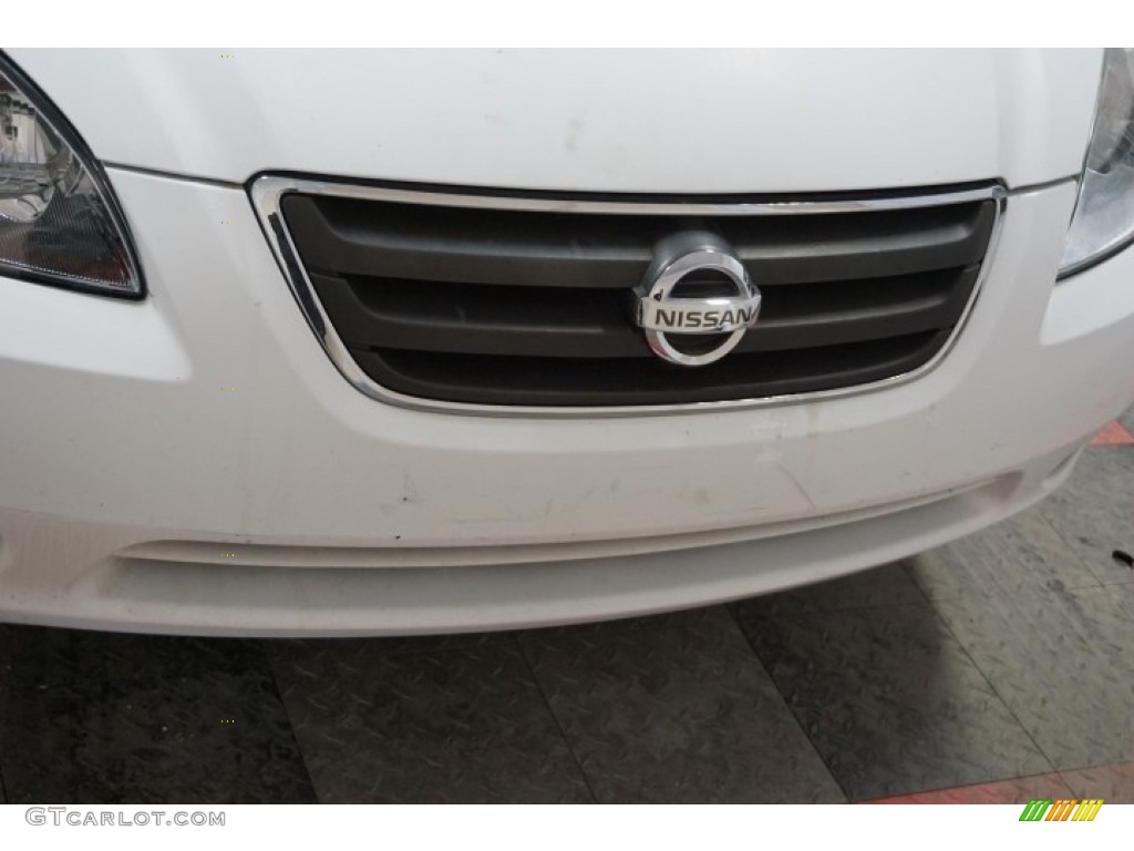 2002 Altima 2.5 S - Satin White / Frost Gray photo #47