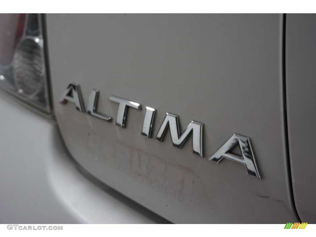 2002 Altima 2.5 S - Satin White / Frost Gray photo #96