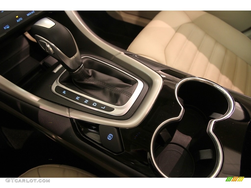 2015 Fusion Hybrid SE - Tuxedo Black Metallic / Dune photo #13