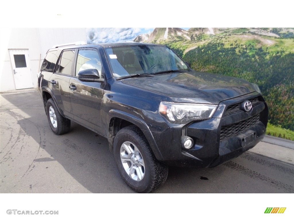 2015 4Runner SR5 4x4 - Attitude Black / Black photo #2