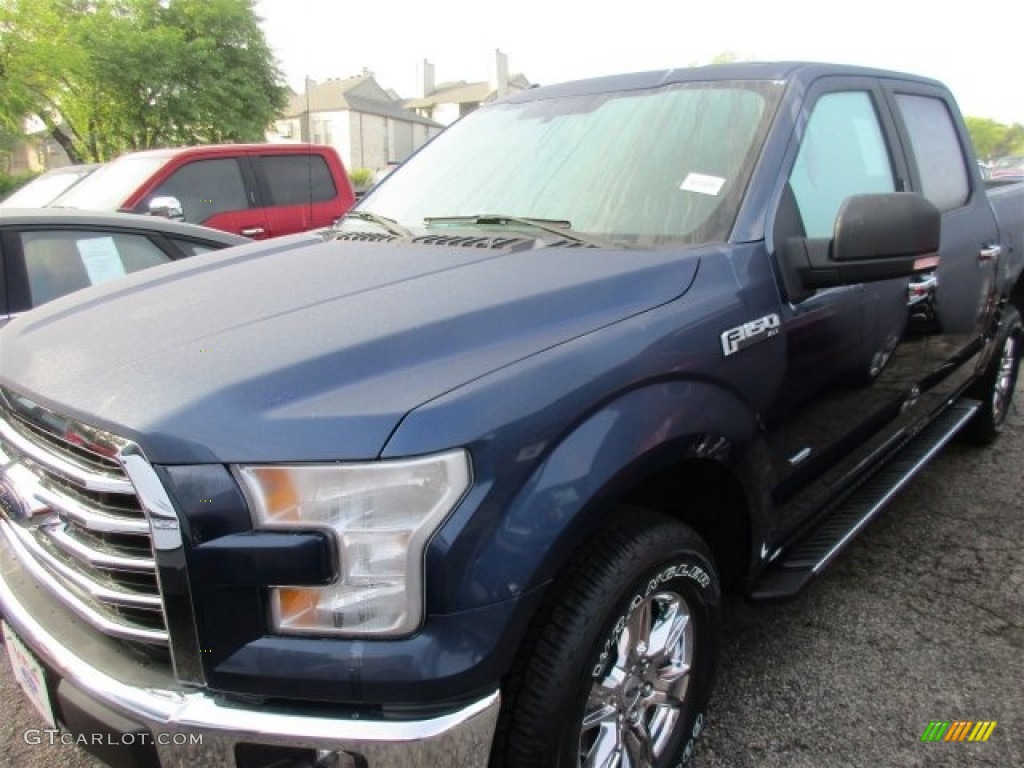 2016 F150 XLT SuperCrew 4x4 - Blue Jeans / Medium Earth Gray photo #2