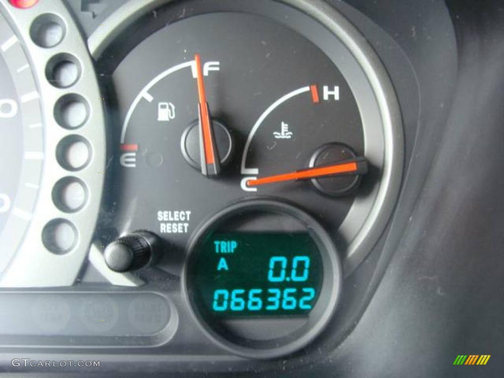 2004 Pilot EX-L 4WD - Taffeta White / Gray photo #11