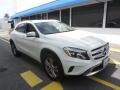 Cirrus White - GLA 250 4Matic Photo No. 1
