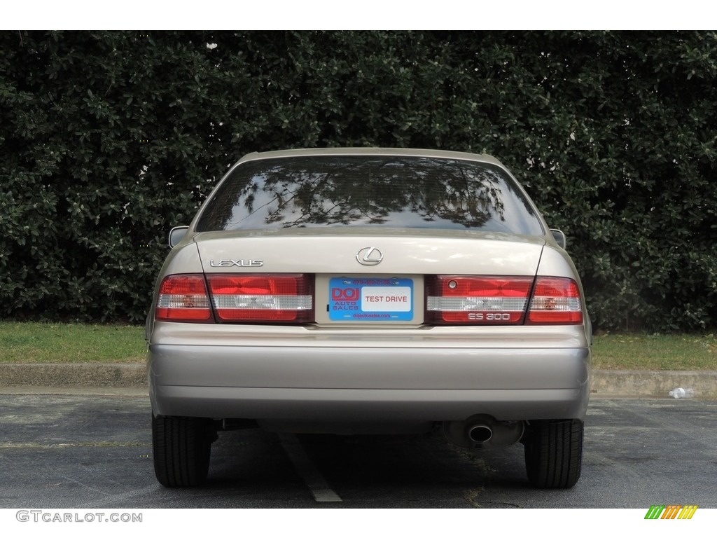 2001 ES 300 - Cashmere Beige Metallic / Ivory photo #24