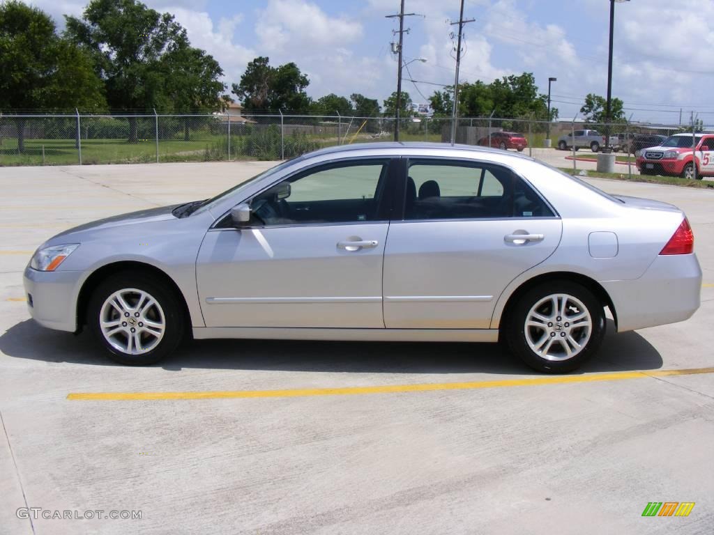 2006 Accord SE Sedan - Alabaster Silver Metallic / Black photo #6