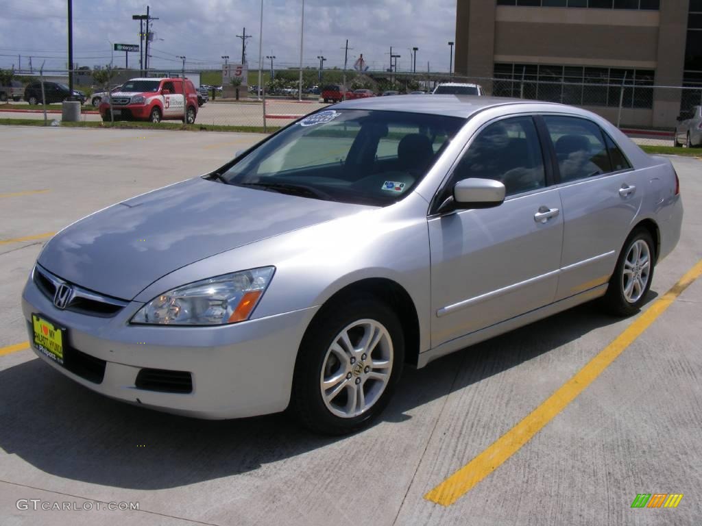 2006 Accord SE Sedan - Alabaster Silver Metallic / Black photo #7