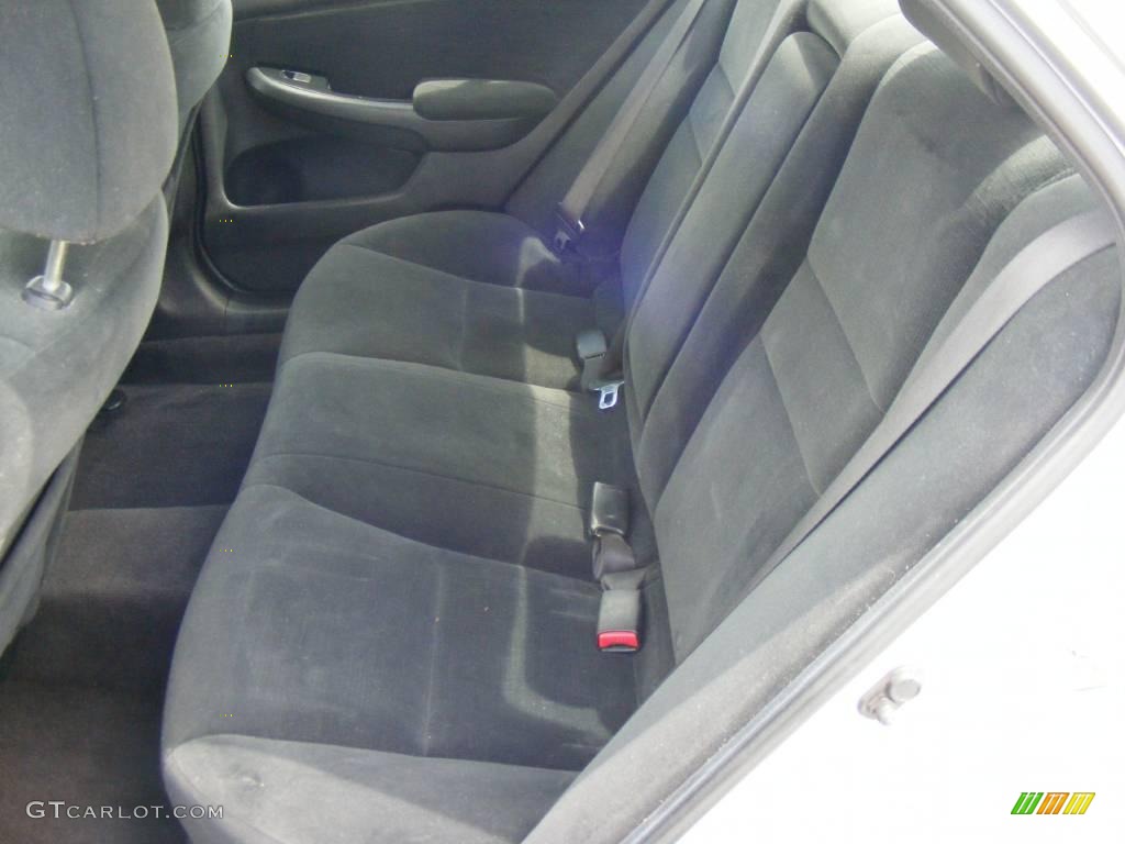 2006 Accord SE Sedan - Alabaster Silver Metallic / Black photo #28