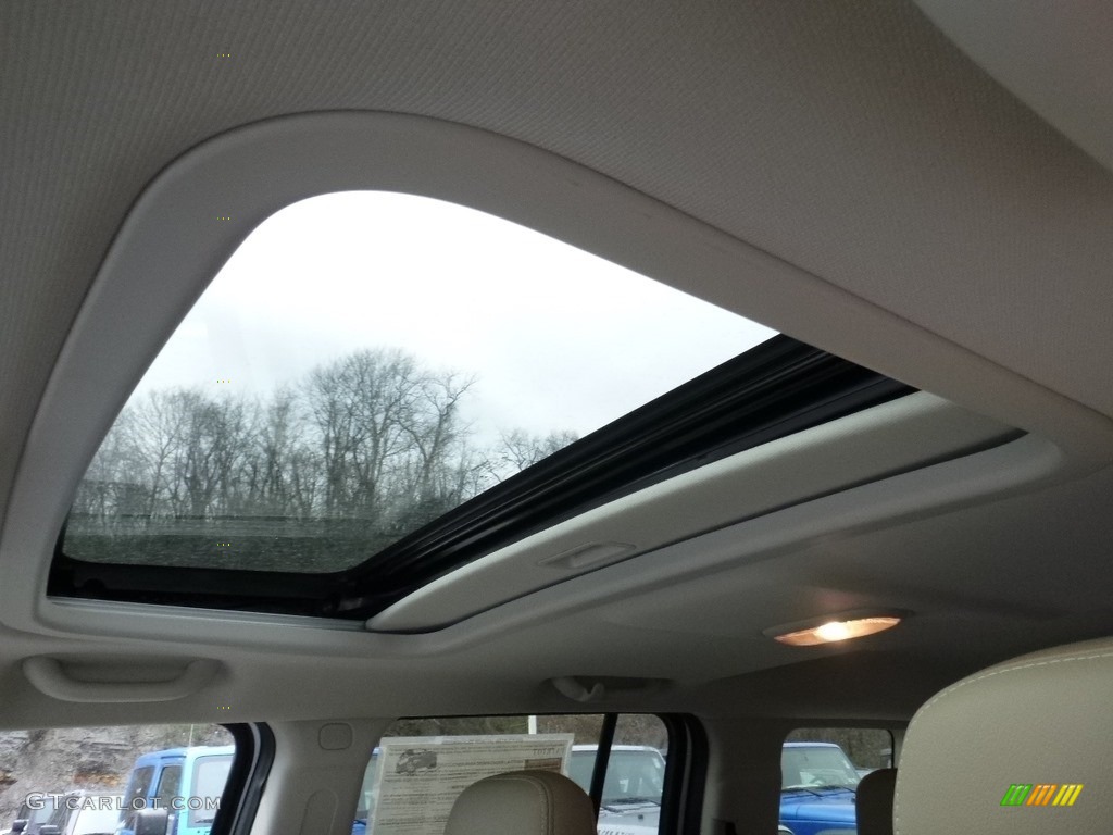 2016 Patriot Sport - Bright White / Light Pebble Beige/Dark Slate Gray photo #16
