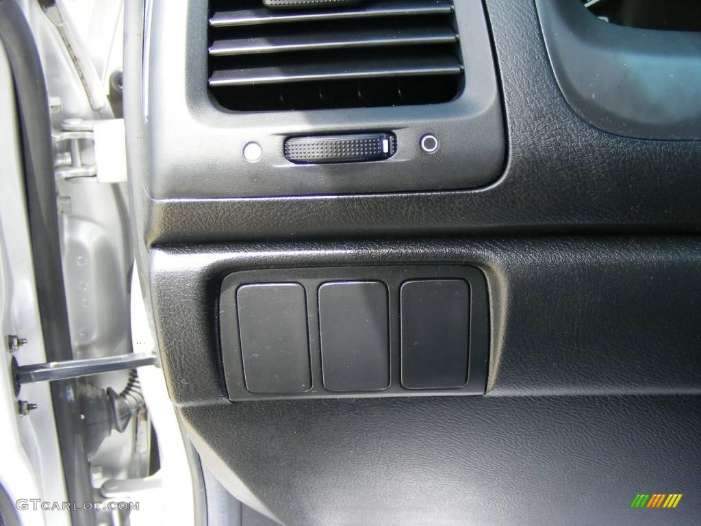 2006 Accord SE Sedan - Alabaster Silver Metallic / Black photo #39
