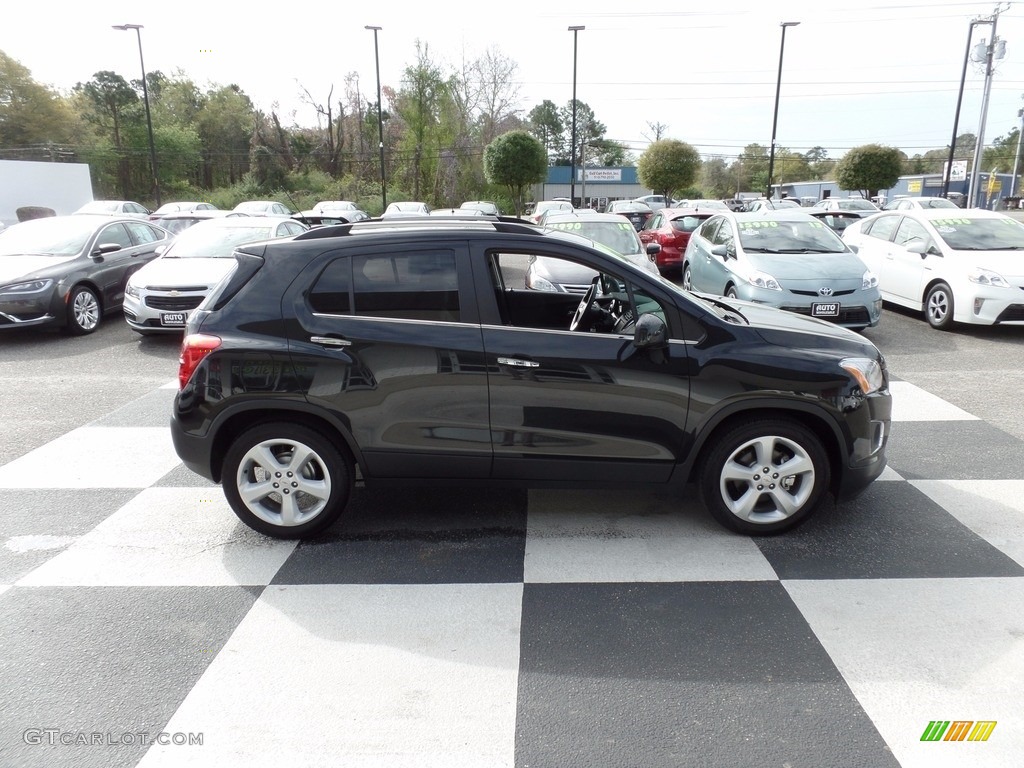 2015 Trax LTZ - Black Granite Metallic / Jet Black photo #3