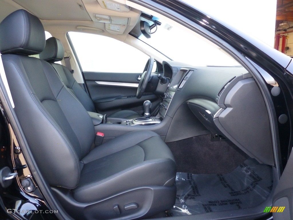 2015 Q40 Sedan - Black Obsidian / Graphite photo #24